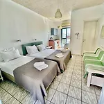 Aparthotel Zacharakis Kamári