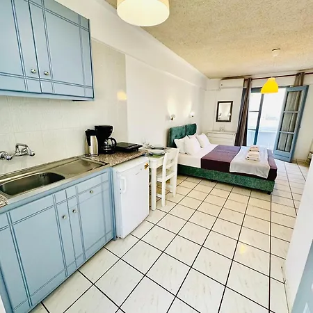 Zacharakis Aparthotel