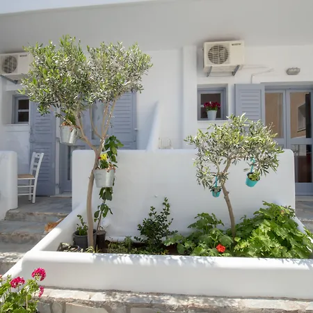 Zacharakis Aparthotel 4*