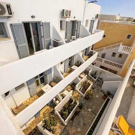 Zacharakis Aparthotel 4*
