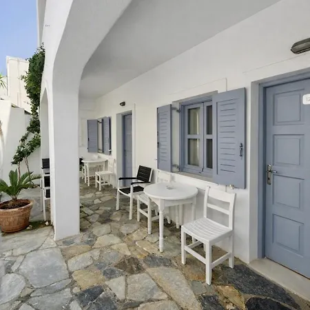 Zacharakis Aparthotel Kamari (Santorini)