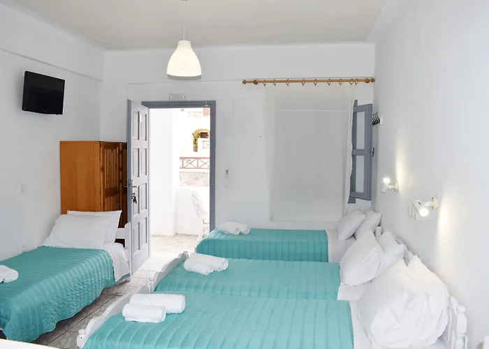 Zacharakis 4* Kamari (Santorini)