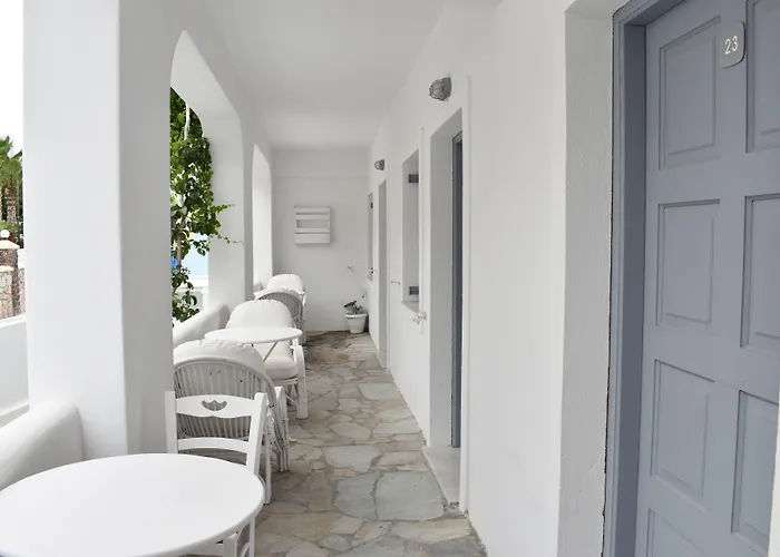 Zacharakis 4* Kamari (Santorini)