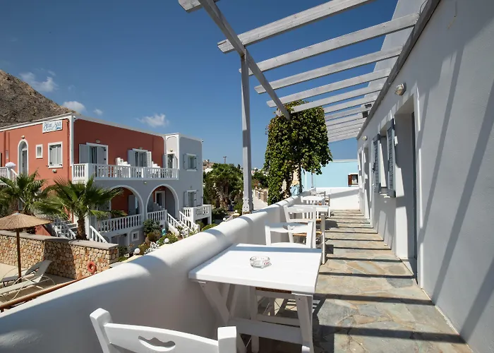 Zacharakis 4* Kamari (Santorini)