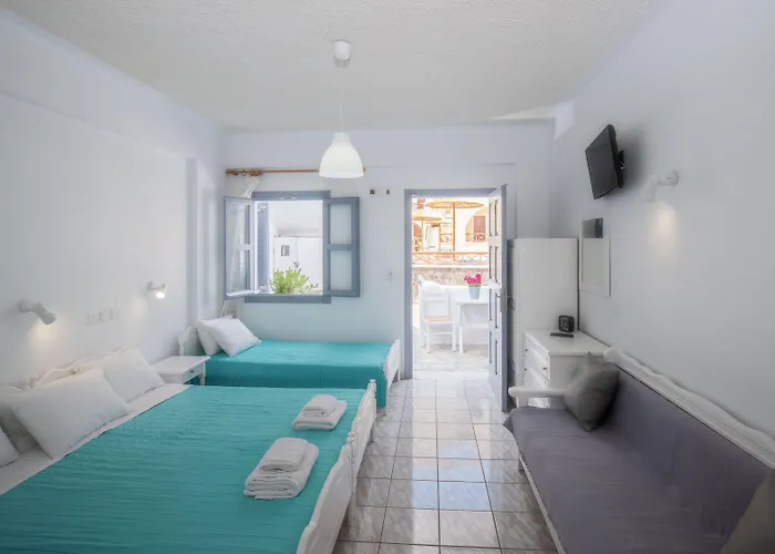 Zacharakis Kamari (Santorini)