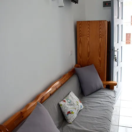 Zacharakis Hotel apartamentowy Kamári