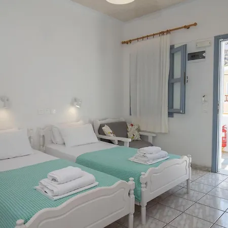 Apart Otel Zacharakis Kamári