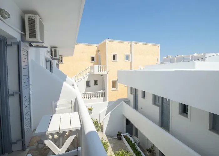 Zacharakis Hotel apartamentowy Kamári