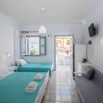 Zacharakis Kamari (Santorini)